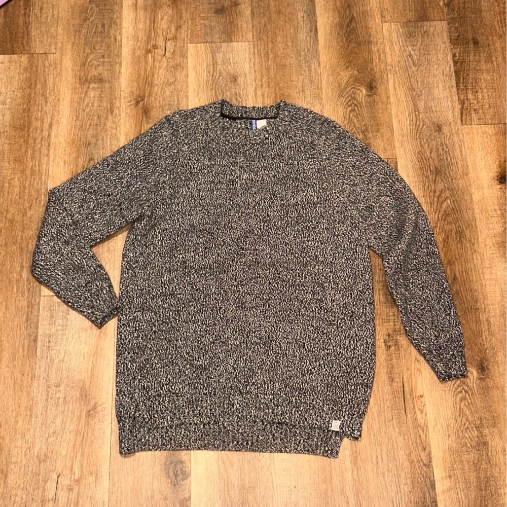 H&M Divided Mens Black White Marled Cotton Crewneck Sweater Graphic Patch Size M